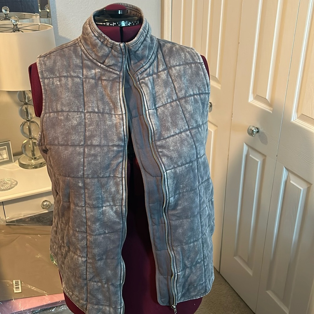 Westbound quilted gray vest 1X NWT